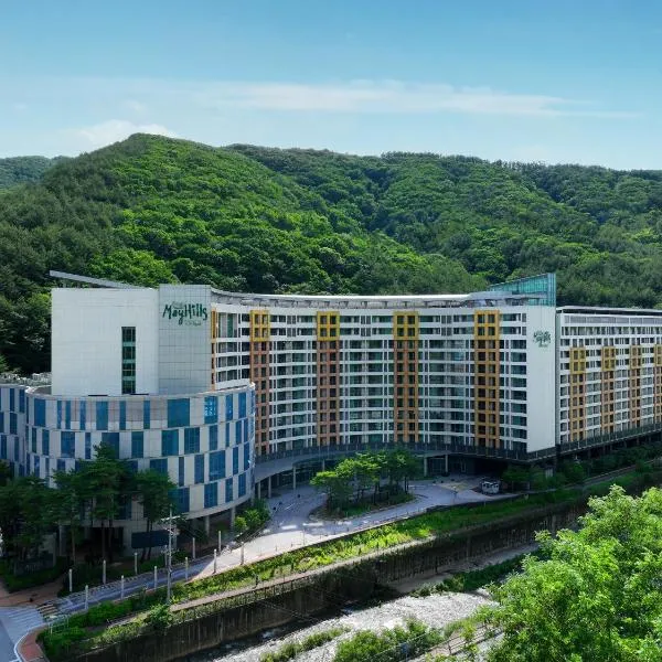 Jeongseon Mayhills Resort, hotel in Jeongseon