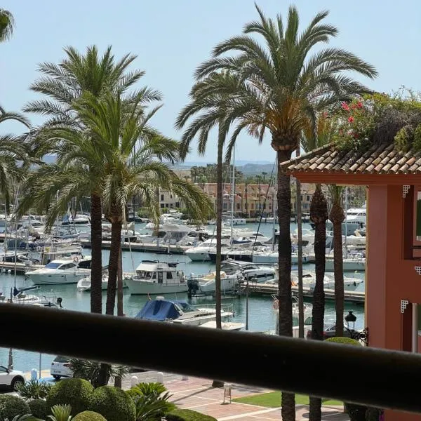 Apartamento Puerto Sotogrande Marina, готель у місті Сотогранде