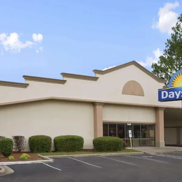 Days Inn by Wyndham Fayetteville-South/I-95 Exit 49, hotel v destinaci Fayetteville