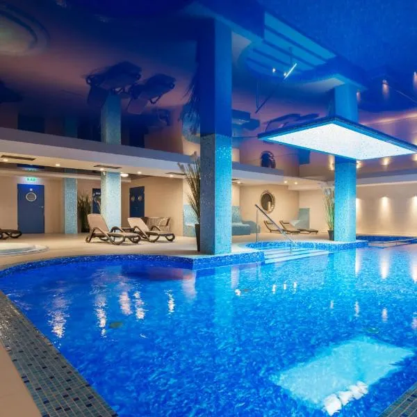 寶藍酒店，加茨比亞格拉的飯店