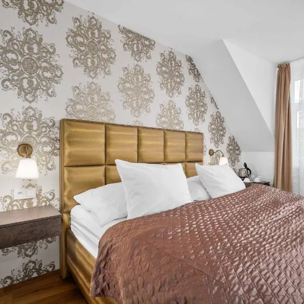 Hotel MAXPLAZA, hotel v Trnave