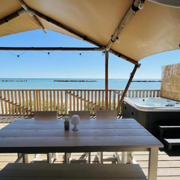 Villa Alwin Beach Resort, hotel v destinaci Cupra Marittima