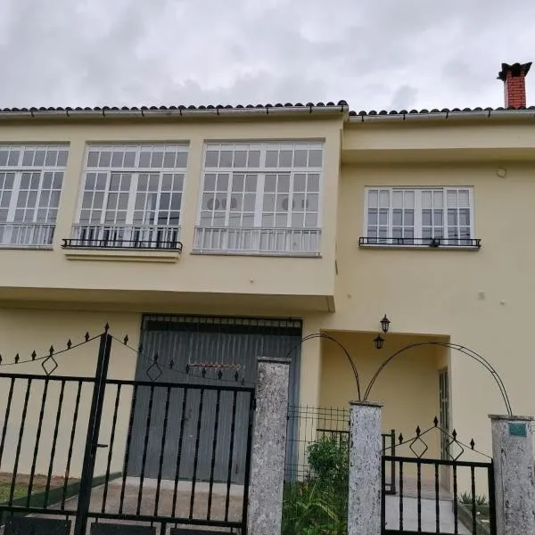 Alojamiento cerca de Padrón, hotel en Dodro