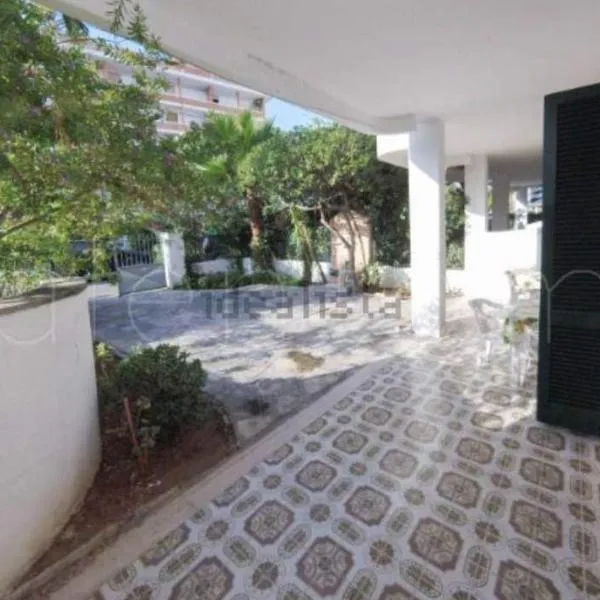 Gran Villa al mare di Gallipoli Baia Verde, hotel Baia Verde városában