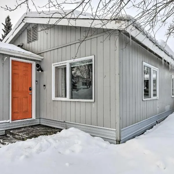 Anchorage Home, Minutes From Downtown!, hotel v destinaci Anchorage
