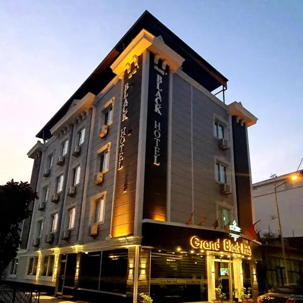 Grand Black Hotel, hotel in Mersin