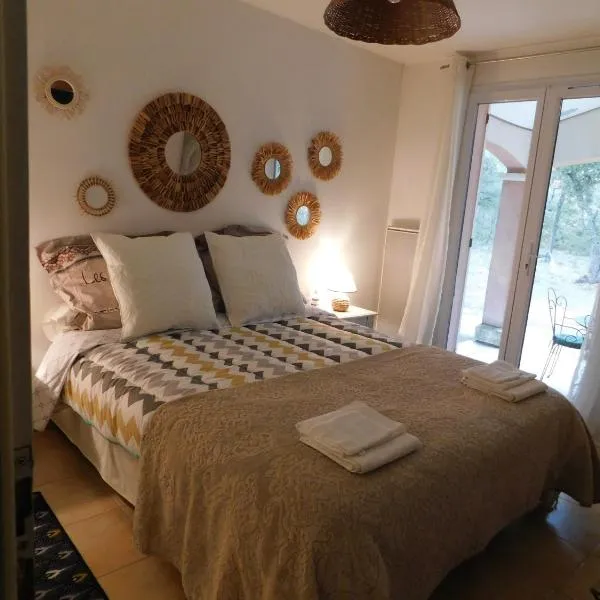 Chez Marie, hotel v destinácii Régusse