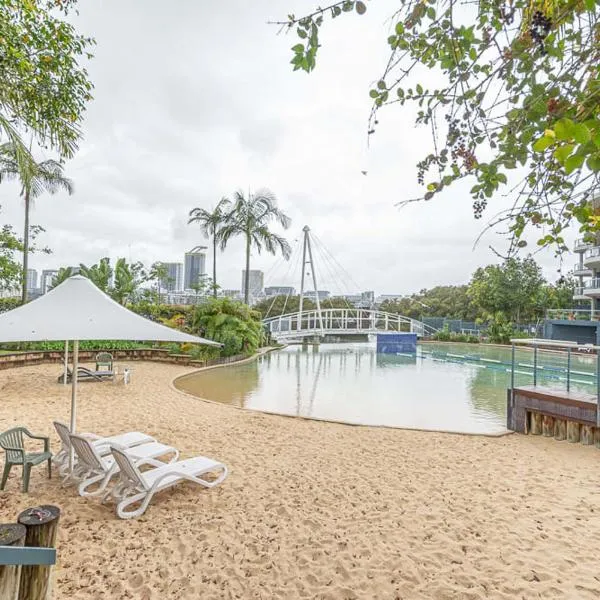 Cozy 2BD Apt w Waterview near Olympic Park