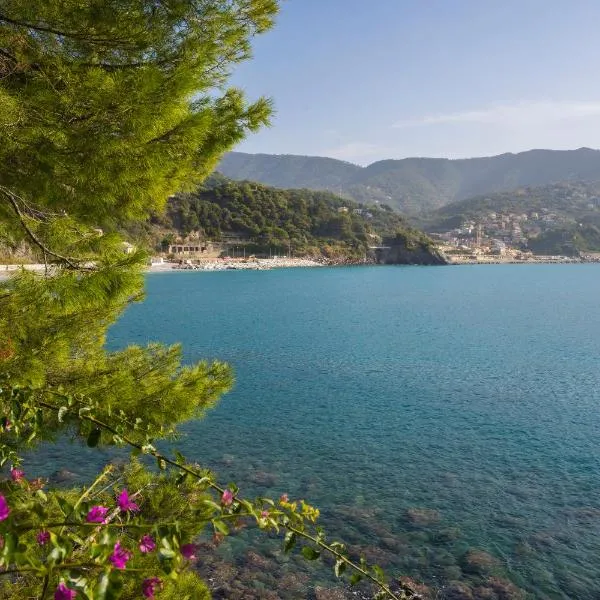 Villaggio Smeraldo, Hotel in Moneglia