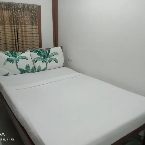Vincent Lloyd's Guestroom, hotel a San Vicente