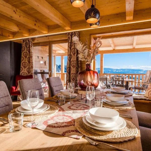 Hochleben-Chalets am Erlebnisbauernhof Steinerhof, khách sạn ở Liebenfels