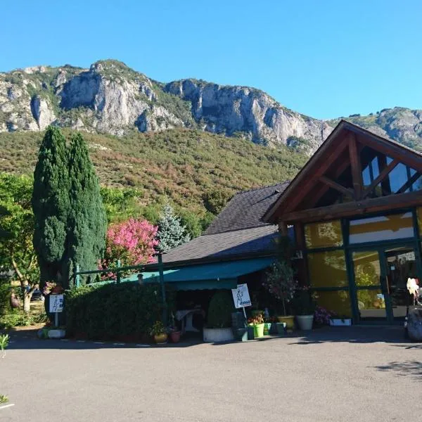 Camping écovillage Soleil du Pibeste, hotell i Agos-Vidalos