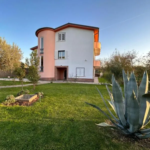 Casa Giò, hotel v mestu Ariano Irpino