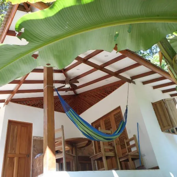 Finca Ardilla Jungle Lodge, hotell i Cocles