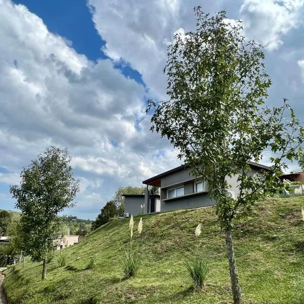 Tres Vientos - Lofts de Montaña Raco, hotel in Tapia