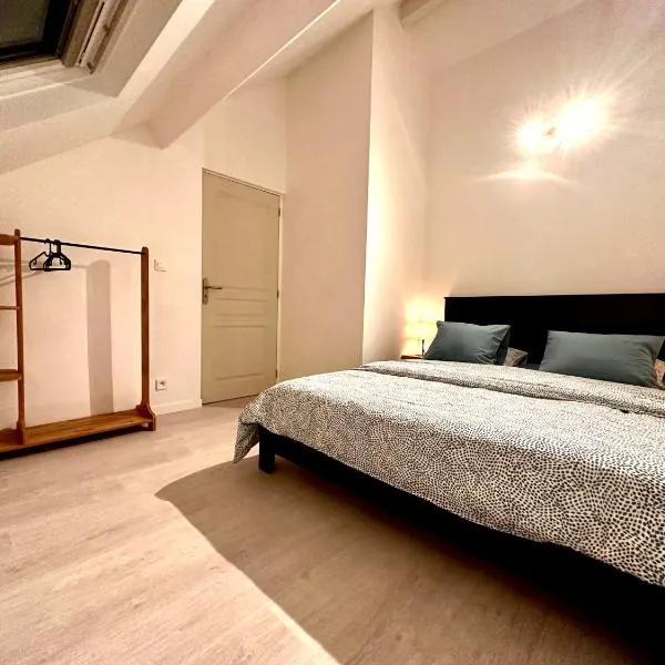 La Little House de Dinant - Esc'Appart, hotel in Dinant