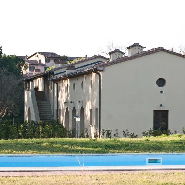 San Ruffino Apartments, hotel en Lari