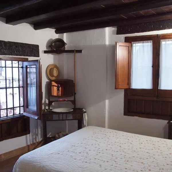 Posá la Cestería, hotel Baños de la Encinában
