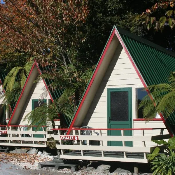 Westport Kiwi Holiday Park & Motels, hotel in Waimangaroa