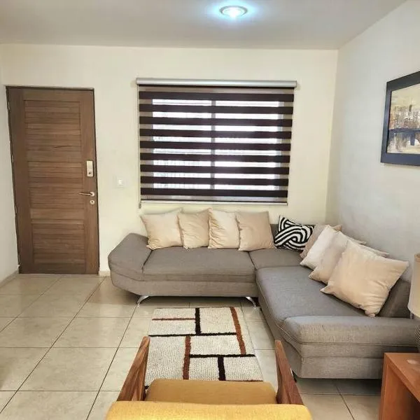 Casa para grupos grandes por el ITESO, hotel in Guadalajara