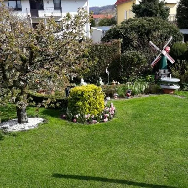 Gemütliche 3 Zimmer-Ferienwohnung, hotel v destinaci Langelsheim