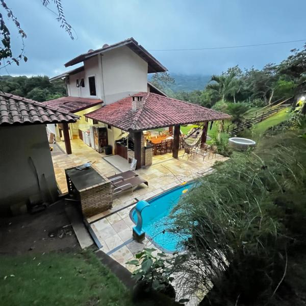 MANSÃO 6 suítes Piscina Challet Montana