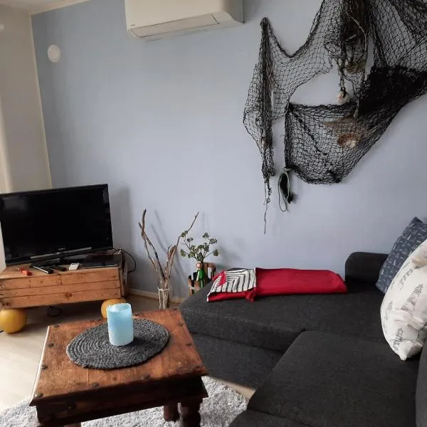 Holiday Apartment in Flatanger, hotel in Vik