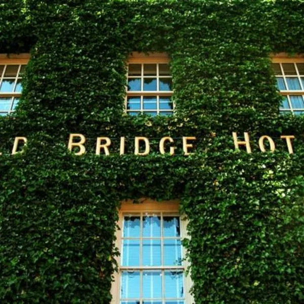 The Old Bridge, hotel in Little Paxton