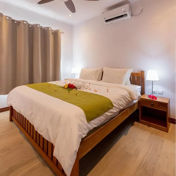CRYSTAL SHORES Self Catering Apartments - Beau Vallon, Seychelles, Hotel in Beau Vallon