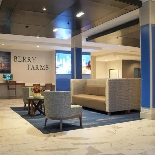 Holiday Inn Express & Suites Franklin - Berry Farms, an IHG Hotel, hotell i Franklin