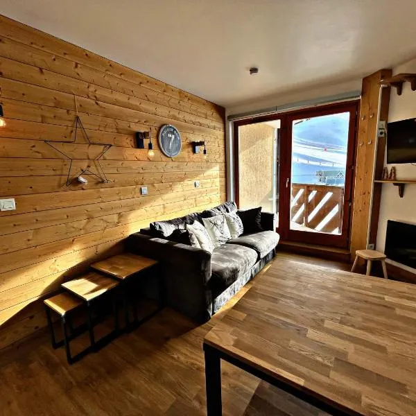 Beautiful apartment on the slopes, hotel in Val Thorens