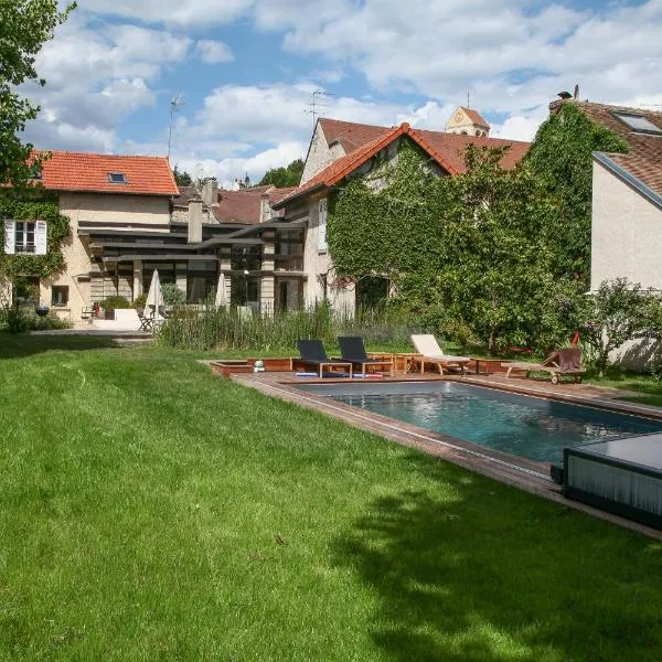 Le Clos de Gally, hotel v destinaci Chavenay