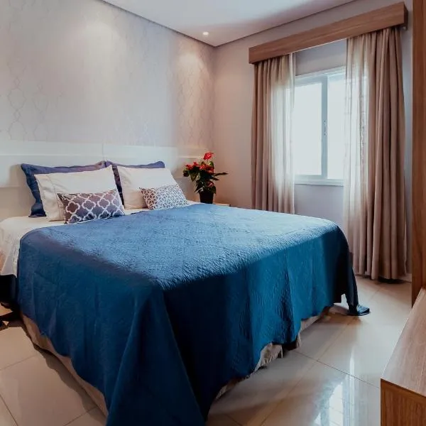Bloom Guesthouse, hotel in Holambra