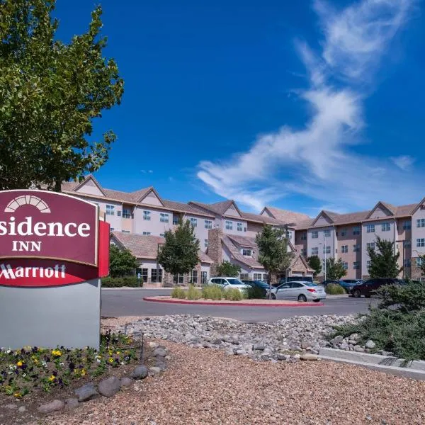 Residence Inn by Marriott Albuquerque Airport, hotel v destinácii Isleta Pueblo