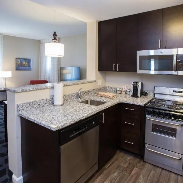 TownePlace Suites by Marriott Southern Pines Aberdeen, hotel di Aberdeen