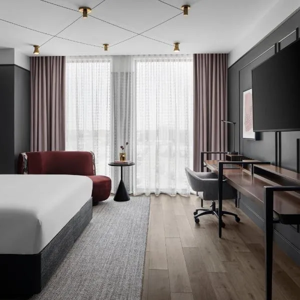 Renaissance Milwaukee West Hotel,沃瓦托薩的飯店