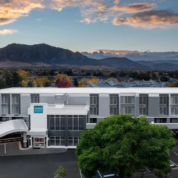 Fairfield Inn & Suites Boulder, hotel en Coal Creek
