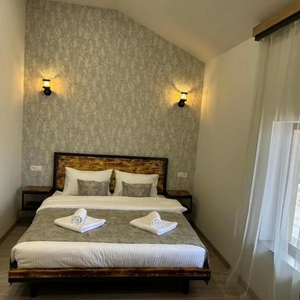 WaterFall Hotel, hotel v Jerevanu