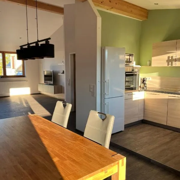 FeWo Krämer, hotel en Plein