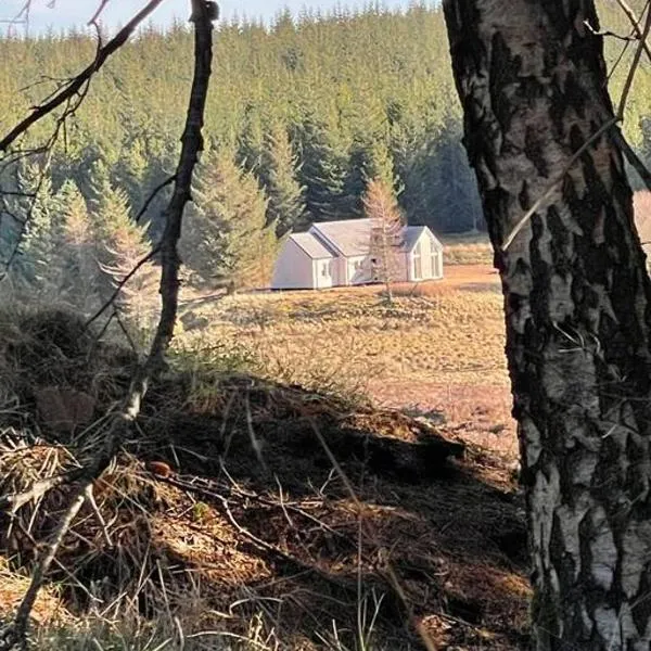 Remote Wilderness - sleeps 4 to 6, hotel Halkirkben