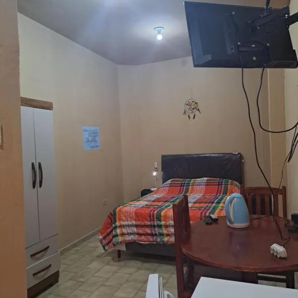 Hummingbird Hostel, hotel v destinaci Ciudad del Este