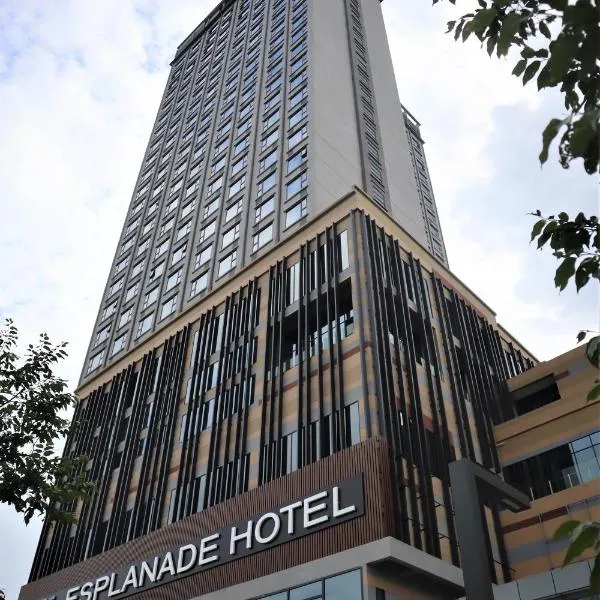 KSL ESPLANADE HOTEL with HOT SPRING, hotel en Teluk Panglima Garang