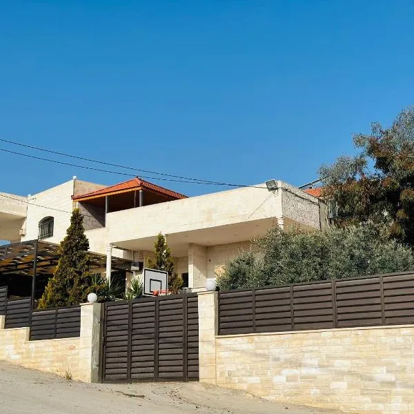 شقق الياسمين 2, hotel v destinaci Džaraš