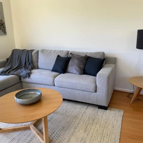 Private guesthouse - Minutes from the beach!, hôtel à Mornington