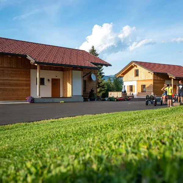 Chalets und Apartments Hauserhof Nassfeld, hotel u gradu 'Schlanitzen'