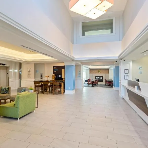 Holiday Inn Express Hauppauge-Long Island by IHG, hotel v destinaci Hauppauge