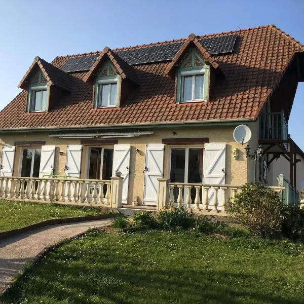Agréable chambre d’hôtes bord de mer Normandie – hotel w mieście Saint-Valéry-en-Caux