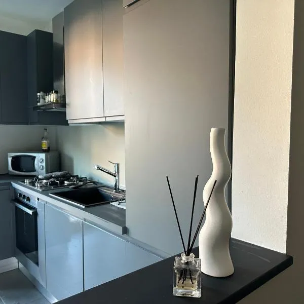 Miky’S home, מלון בLeggiuno