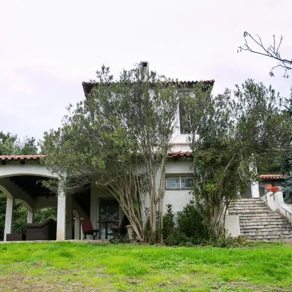 Luxury Chez-Moi, hotel in Panórama