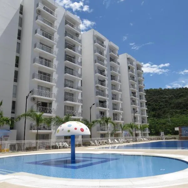 Espectacular y cómodo Apartamento en Girardot WiFi, hotel in Girardot